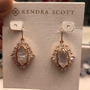 Kendra Scott Capri Earrings in Rose Gold